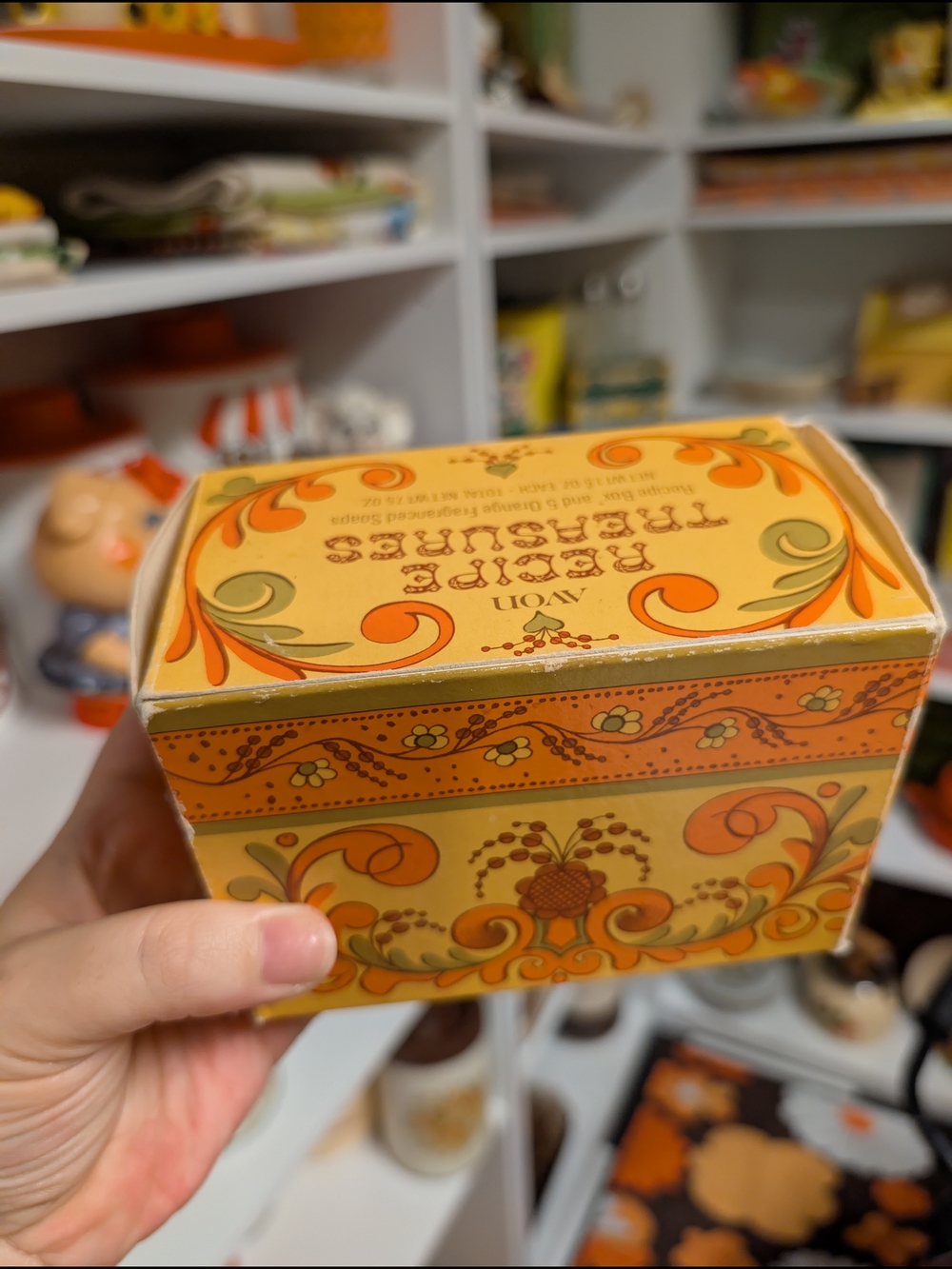 Avon Recipe Tin Groovy Vintage With Original Packaging